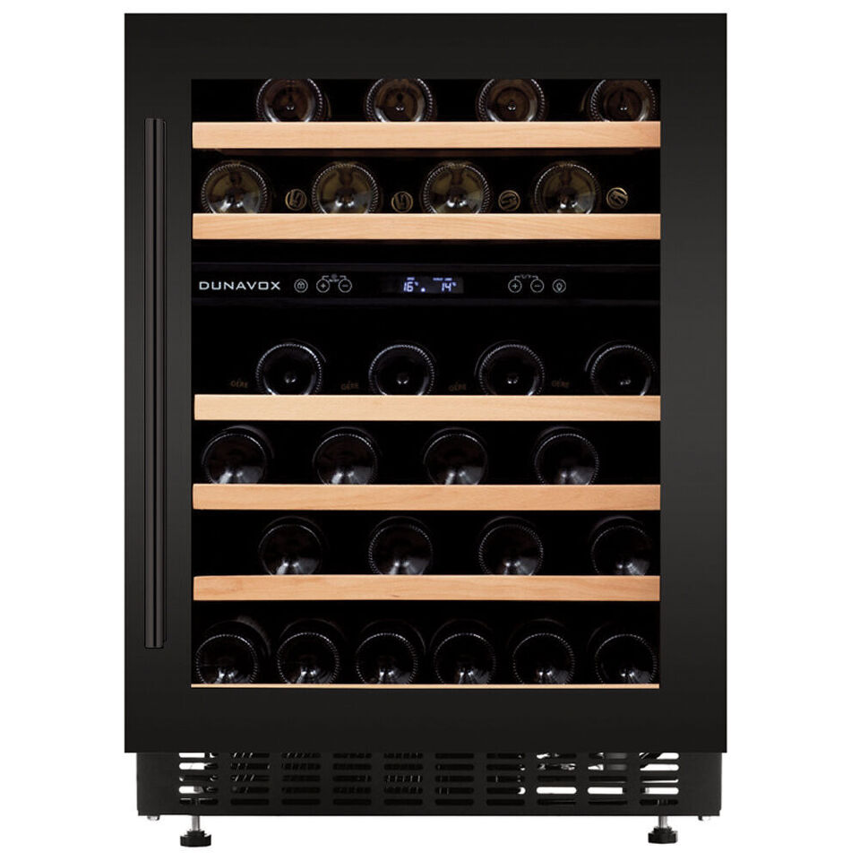 Фото Шкаф винный встраиваемый Винный холодильник (шкаф) компрессорный Dunavox DAUF-46.145DMB