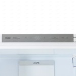 Превью картинка Встраиваемый холодильник с морозильной камерой Haier BCF3261WRU #3